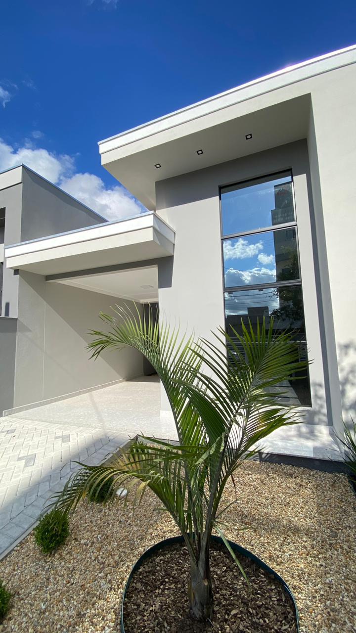 Casa de 3 quartos (1 suíte) em São João Batista